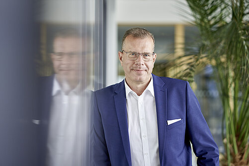 Quantentechnologie – von den Ursprüngen der Quantenmechanik bis zu Anwendungen in wichtigen Zukunftsbranchen